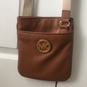 Like new Michael Kors crossover purse